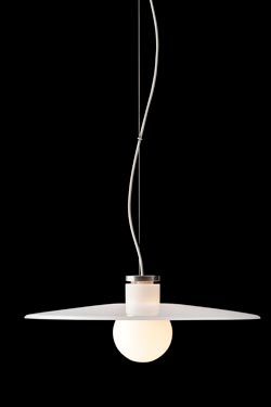 Halo S3 flared glass pendant in white