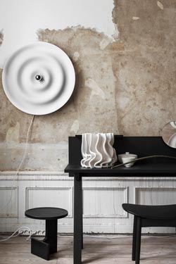 Alma concentric white aluminium wall light